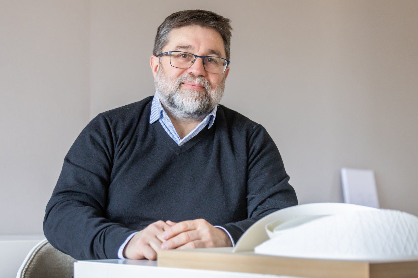 Néstor Soldate Ruhl — Constelaciones L35