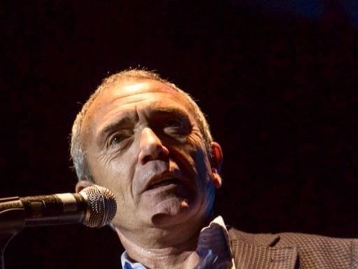 Martín Pérez — Desayuno Tabula Rasa